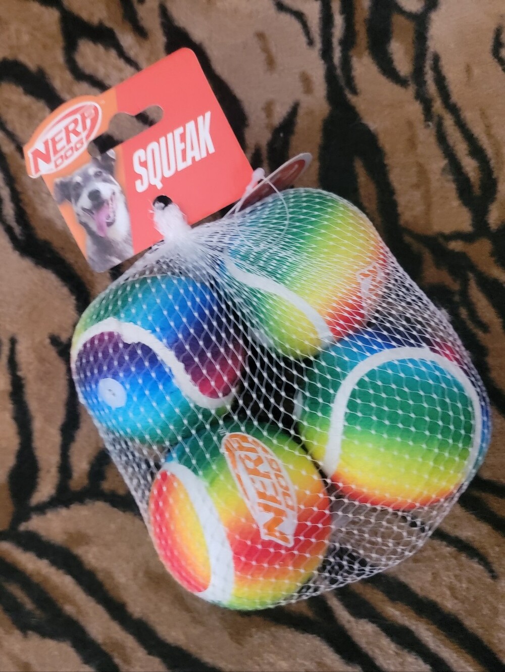 Nerf Dog Rainbow Squeak Tennis Balls - Multicolor 4-Pack New